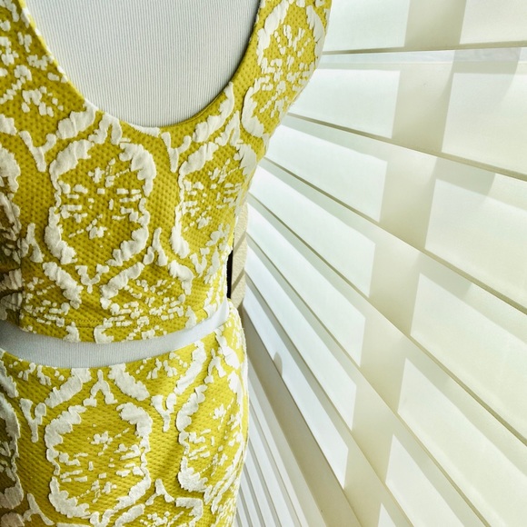 Lucy Paris Crop Sweater Top/Pencil Skirt Set - Picture 6 of 7